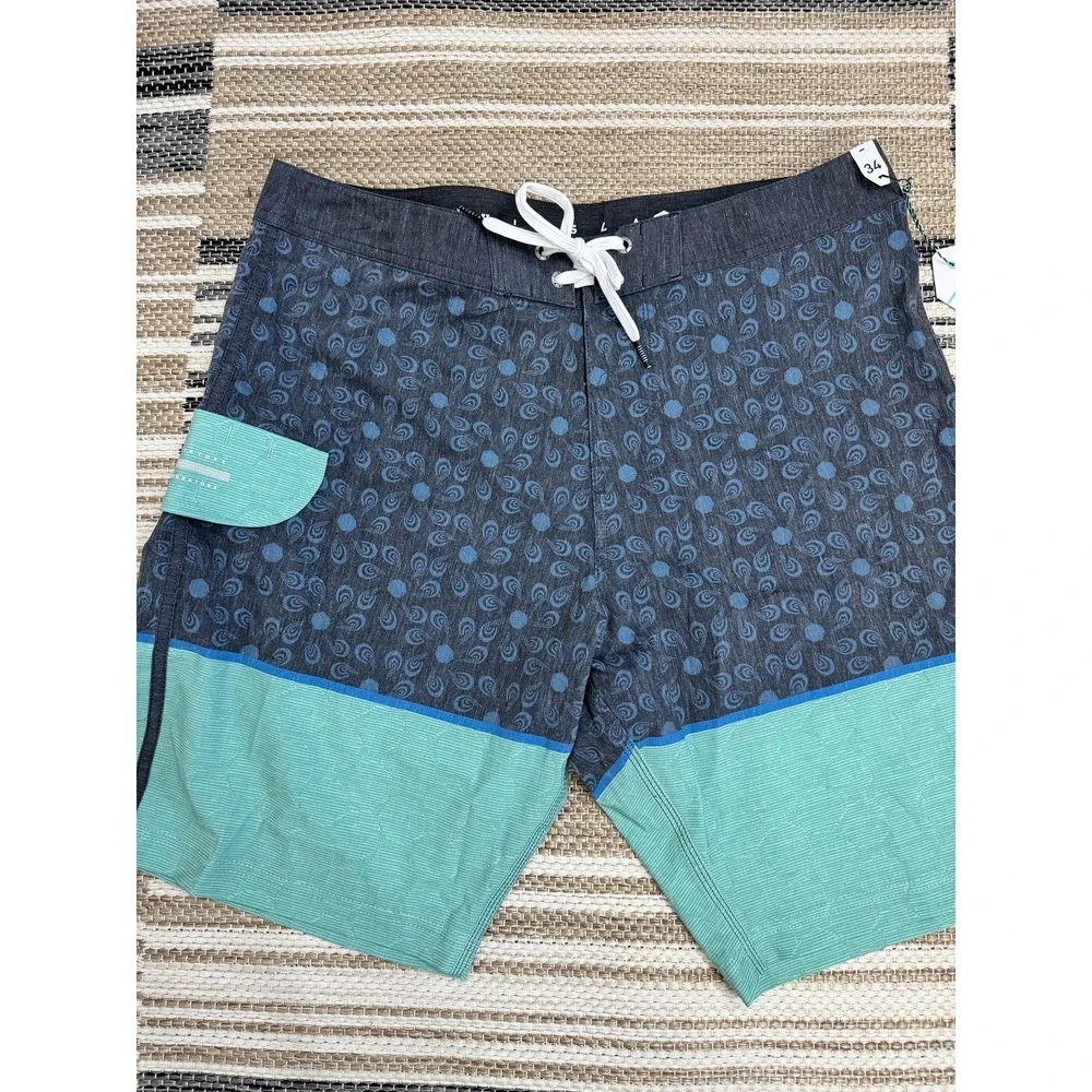 Vissla Surfrider 20 Board Shorts Mens 34 Blue Paisley Surf Beach Trunks Vacation